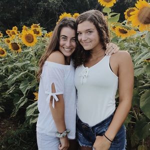 Meet your Posher, Avery